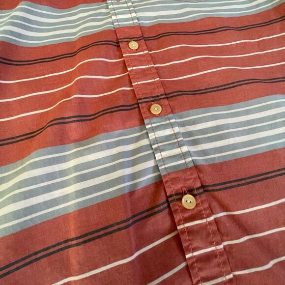 NEW Quiksilver Striped Button Down Shirt Mens Size S - Picture 2 of 6